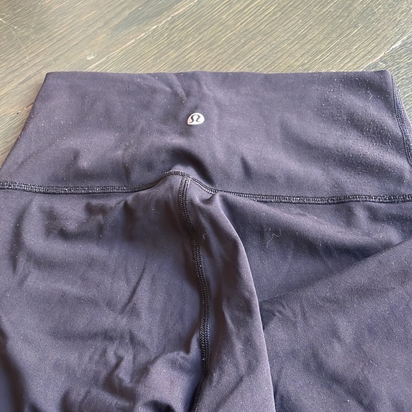 LULU LEGGINGS - Picture 2 of 3